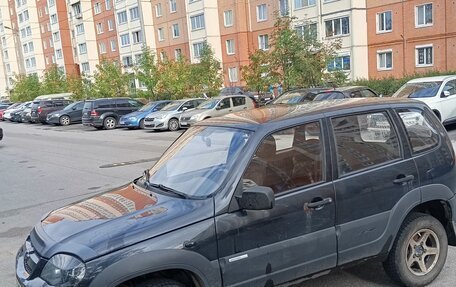 Chevrolet Niva I рестайлинг, 2011 год, 430 000 рублей, 1 фотография