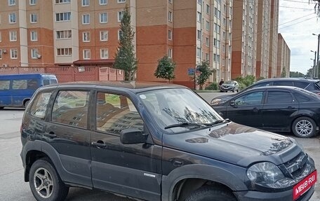 Chevrolet Niva I рестайлинг, 2011 год, 430 000 рублей, 2 фотография