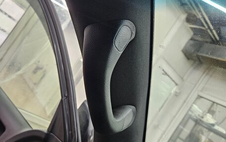 Toyota Land Cruiser 200, 2013 год, 3 800 000 рублей, 20 фотография