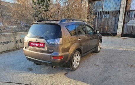 Mitsubishi Outlander III рестайлинг 3, 2011 год, 1 350 000 рублей, 4 фотография