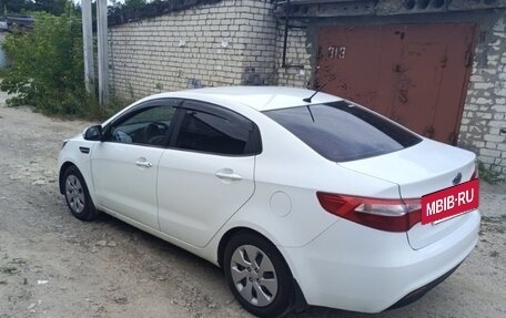 KIA Rio III рестайлинг, 2012 год, 550 000 рублей, 3 фотография