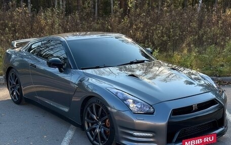 Nissan GT-R, 2012 год, 5 600 000 рублей, 9 фотография