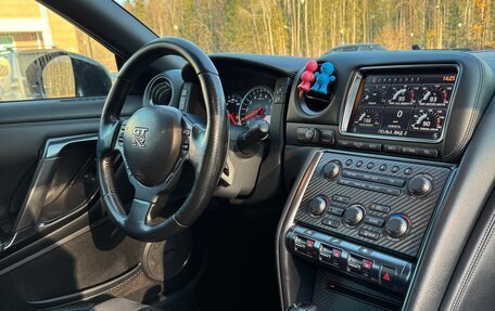 Nissan GT-R, 2012 год, 5 600 000 рублей, 27 фотография