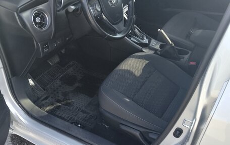 Toyota Corolla, 2018 год, 2 000 000 рублей, 8 фотография