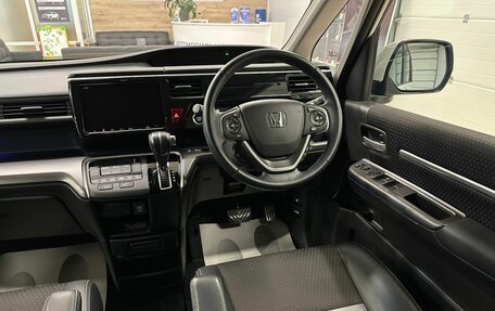 Honda Stepwgn IV, 2021 год, 2 929 900 рублей, 15 фотография