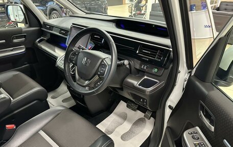 Honda Stepwgn IV, 2021 год, 2 929 900 рублей, 10 фотография