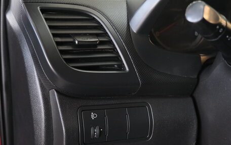 Hyundai Solaris II рестайлинг, 2012 год, 949 000 рублей, 11 фотография