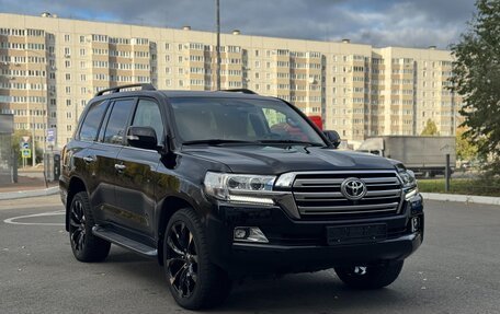 Toyota Land Cruiser 200, 2019 год, 5 990 000 рублей, 7 фотография