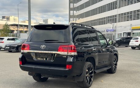 Toyota Land Cruiser 200, 2019 год, 5 990 000 рублей, 5 фотография