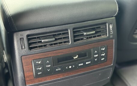 Toyota Land Cruiser 200, 2019 год, 5 990 000 рублей, 17 фотография