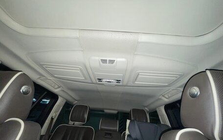 Land Rover Range Rover III, 2012 год, 1 850 000 рублей, 2 фотография