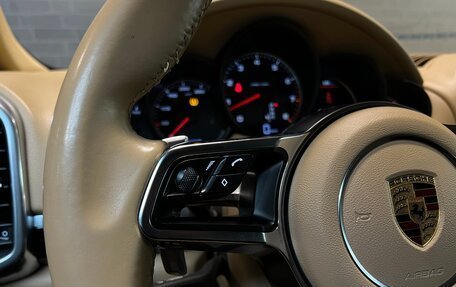 Porsche Cayenne III, 2015 год, 2 885 000 рублей, 28 фотография