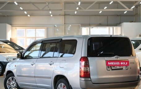 Toyota Succeed I рестайлинг, 2003 год, 499 000 рублей, 3 фотография