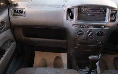 Toyota Succeed I рестайлинг, 2003 год, 499 000 рублей, 16 фотография