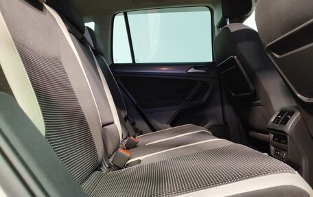 Volkswagen Tiguan II, 2019 год, 2 189 000 рублей, 13 фотография