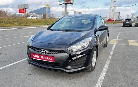 Hyundai i30 II рестайлинг, 2013 год, 955 000 рублей, 2 фотография
