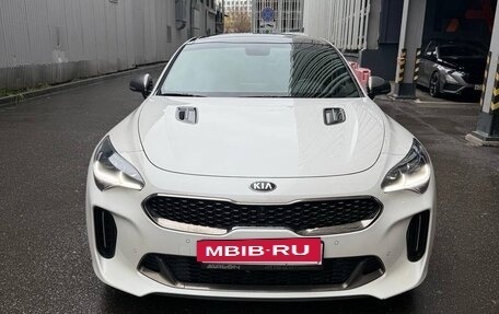 KIA Stinger I, 2019 год, 2 800 000 рублей, 3 фотография