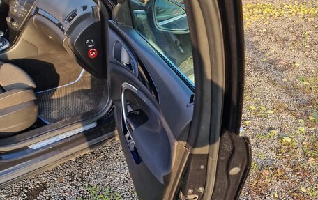 Opel Insignia II рестайлинг, 2010 год, 885 000 рублей, 7 фотография