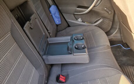 Opel Insignia II рестайлинг, 2010 год, 885 000 рублей, 9 фотография