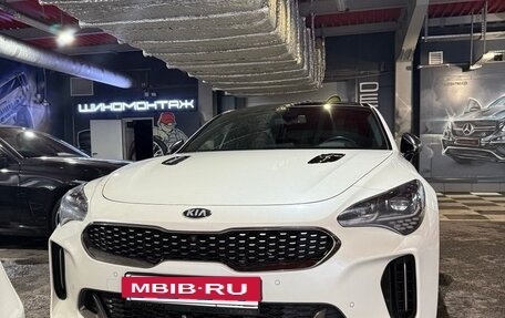 KIA Stinger I, 2019 год, 2 800 000 рублей, 20 фотография