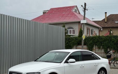 Audi A4, 2010 год, 1 219 000 рублей, 2 фотография