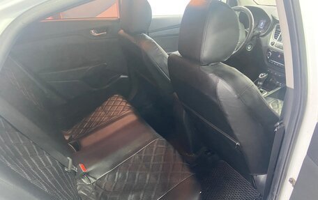 Hyundai Solaris II рестайлинг, 2019 год, 1 170 000 рублей, 4 фотография