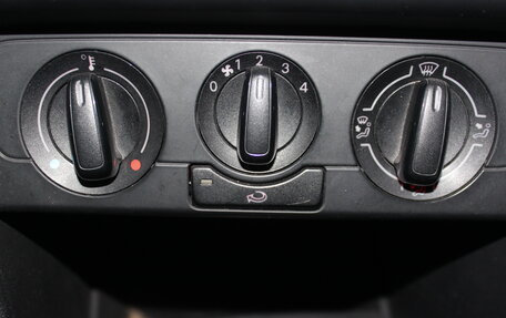 Volkswagen Polo VI (EU Market), 2010 год, 637 000 рублей, 20 фотография