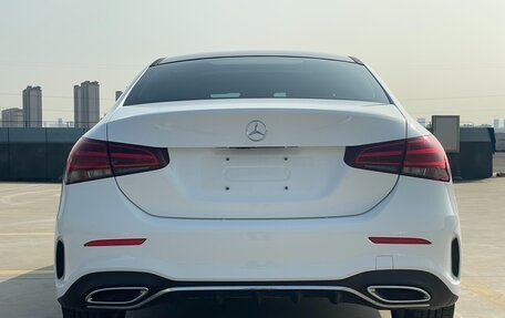 Mercedes-Benz A-Класс, 2022 год, 2 300 000 рублей, 4 фотография