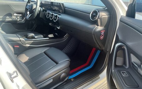 Mercedes-Benz A-Класс, 2022 год, 2 300 000 рублей, 23 фотография