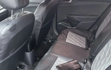 Hyundai Solaris II рестайлинг, 2021 год, 1 750 000 рублей, 3 фотография