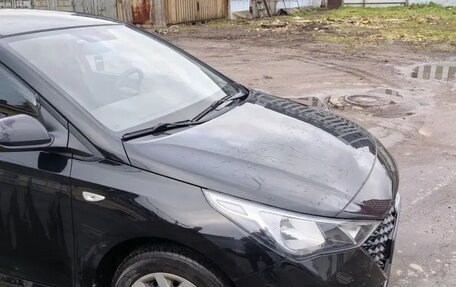 Hyundai Solaris II рестайлинг, 2021 год, 1 750 000 рублей, 11 фотография