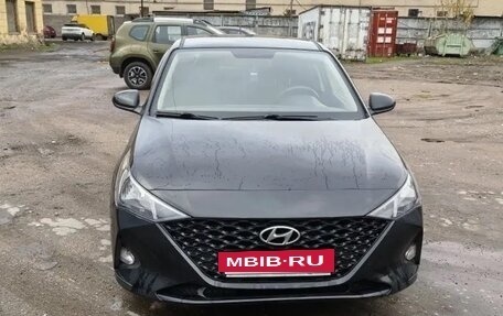 Hyundai Solaris II рестайлинг, 2021 год, 1 750 000 рублей, 13 фотография