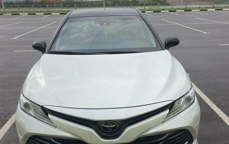 Toyota Camry, 2020 год, 3 185 000 рублей, 4 фотография