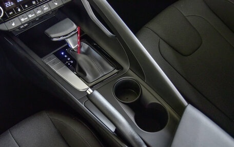 Hyundai Elantra, 2025 год, 2 950 000 рублей, 14 фотография