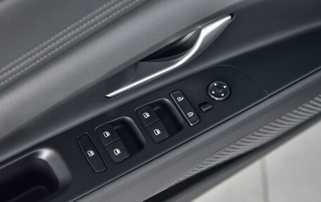 Hyundai Elantra, 2025 год, 2 950 000 рублей, 18 фотография