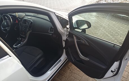 Opel Astra J, 2011 год, 835 000 рублей, 12 фотография