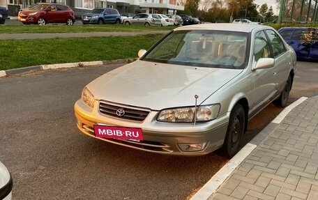Toyota Camry, 2000 год, 570 000 рублей, 9 фотография