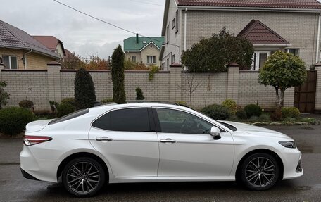 Toyota Camry, 2022 год, 3 850 000 рублей, 7 фотография