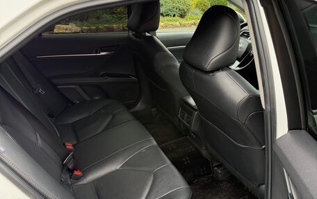 Toyota Camry, 2022 год, 3 850 000 рублей, 11 фотография