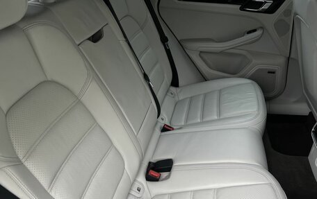 Porsche Macan I рестайлинг, 2017 год, 3 870 000 рублей, 16 фотография