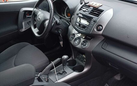 Toyota RAV4, 2011 год, 1 210 000 рублей, 8 фотография