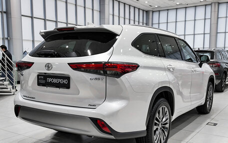 Toyota Highlander, 2025 год, 6 300 000 рублей, 6 фотография