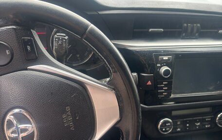 Toyota Corolla, 2013 год, 1 200 000 рублей, 5 фотография