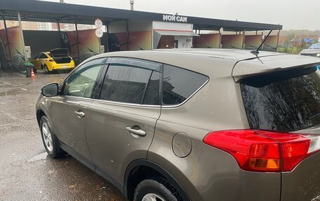 Toyota RAV4, 2013 год, 1 700 000 рублей, 6 фотография