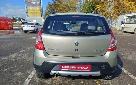 Renault Sandero I, 2013 год, 630 000 рублей, 3 фотография