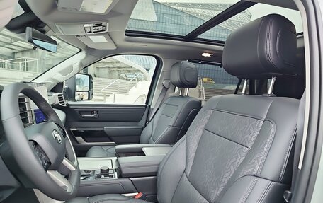 Toyota Sequoia, 2022 год, 12 999 000 рублей, 13 фотография