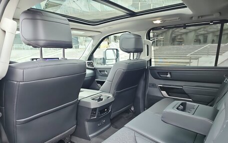 Toyota Sequoia, 2022 год, 12 999 000 рублей, 15 фотография