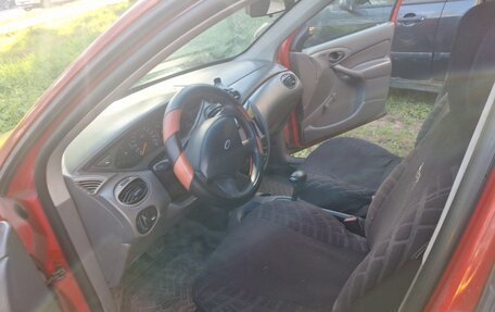 Ford Focus IV, 2001 год, 210 000 рублей, 2 фотография