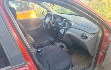 Ford Focus IV, 2001 год, 210 000 рублей, 5 фотография