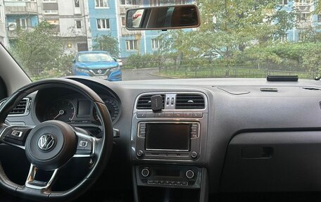 Volkswagen Polo VI (EU Market), 2018 год, 1 350 000 рублей, 3 фотография